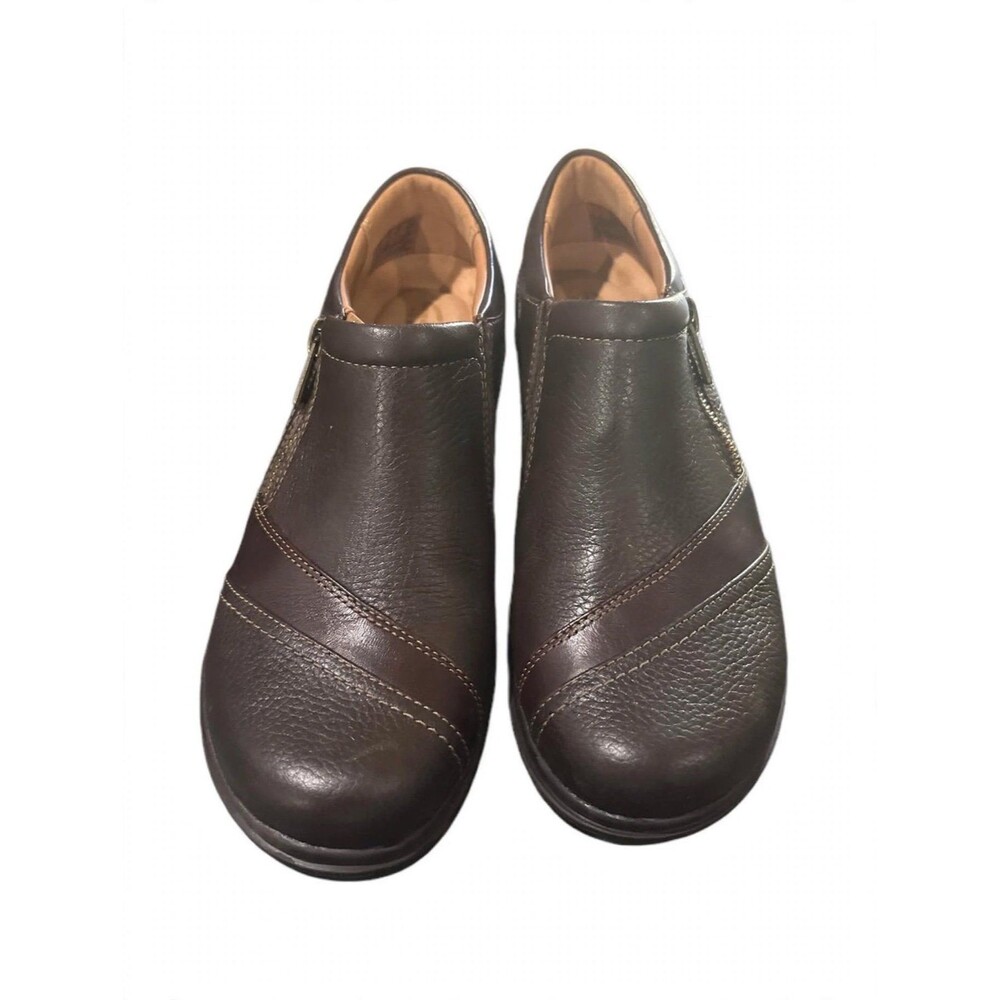 Clarks Brown Leather Slip-Ons with Side Zipper - Size 7 Preowned Like New